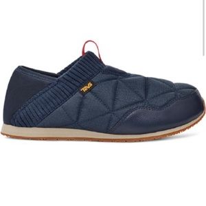 NWOT Teva ReEmber slip ons